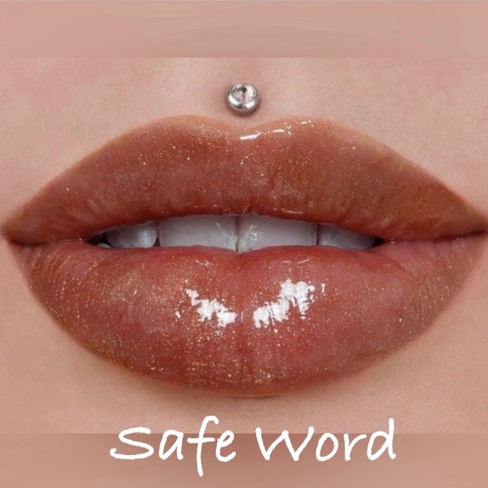SAFE WORD - Jeffree Star Cosmetics The Gloss
